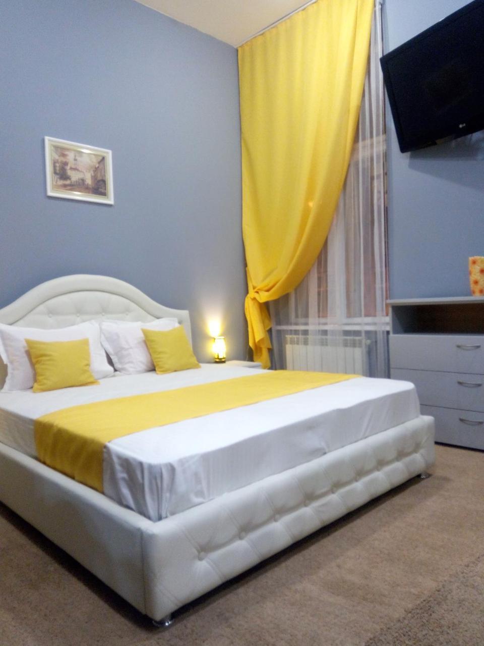 Near Rynok Square Apartment Lviv Ngoại thất bức ảnh